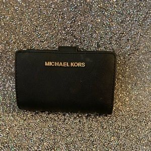 MK Jet Set Foldable Wallet